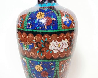 Jarrón con balaustrada estilo cloisonné japonés antiguo