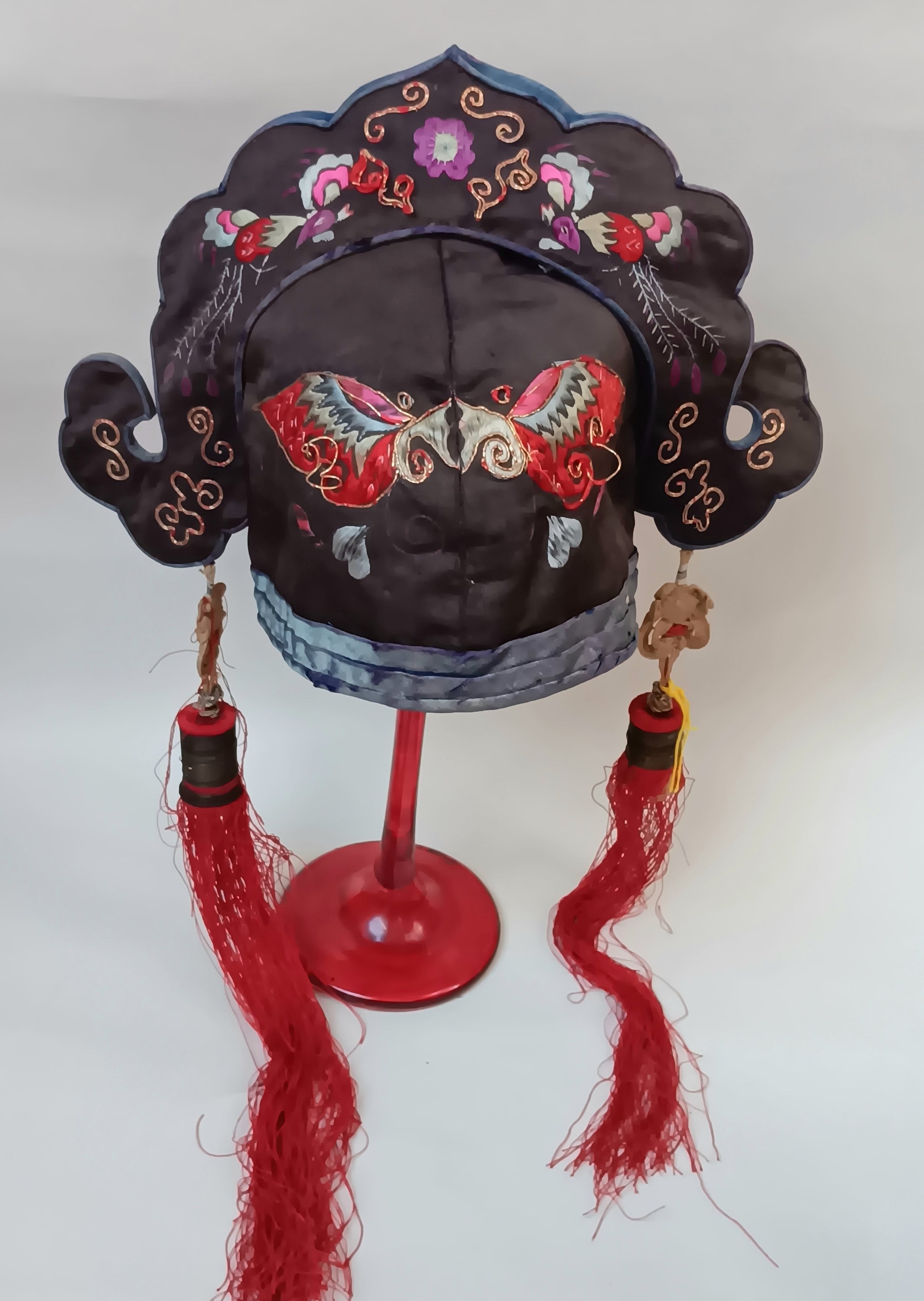 アンティーク 18 世紀 シルク 手刺繍 中国 子供用 オペラ帽子 - Etsy 日本