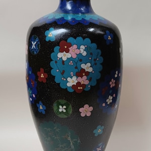 Gran jarrón balaustrada de cloisonné azul