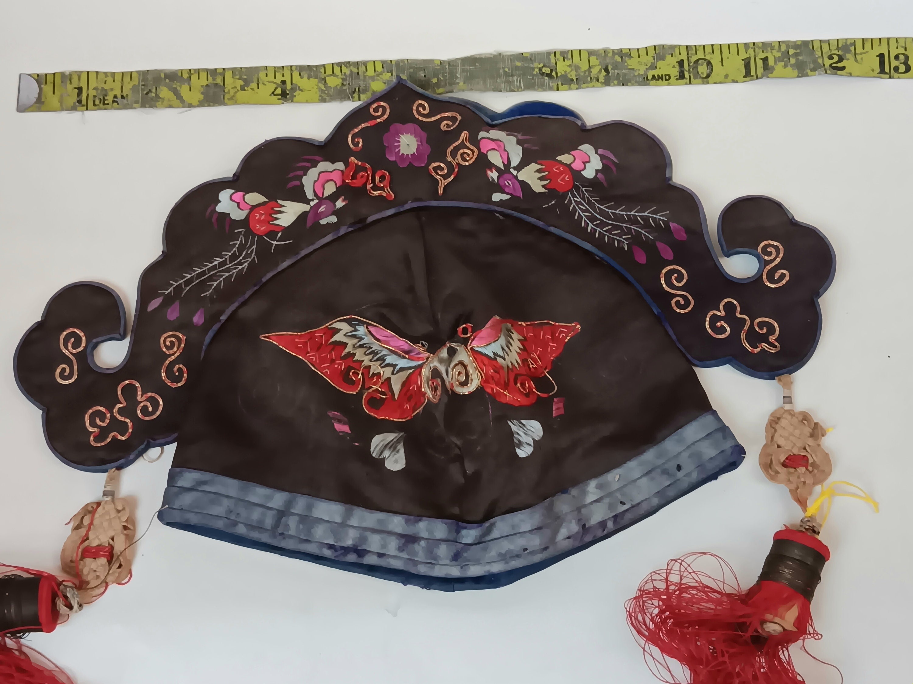 アンティーク 18 世紀 シルク 手刺繍 中国 子供用 オペラ帽子 - Etsy 日本