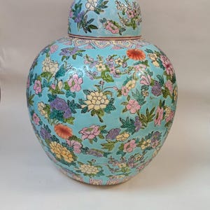 Large Chinese Ceramic Ginger Jar