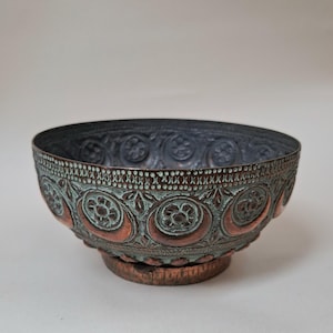 Antique Islamic Copper Bowl, Indo Arabic Repousse Footed Basin, Hand Engraved Middle Eastern Metalware, Vintage Qajar Ottoman Star Decor