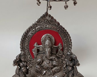 トリムカ・ガナパティブロンズ彫刻：台座付き三面ガネーシャ像 - Etsy 日本