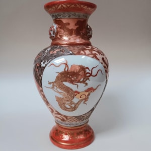 Japanese Ceramic Kutani Dragon Handpainted Vase