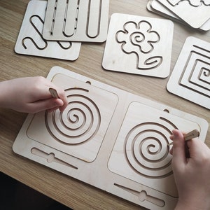 Montessori materialen Houten overtrekbord, schrijfvaardigheid stencil set, Interhemisferisch bord, Voorschools educatief speelgoed Leren schrijven