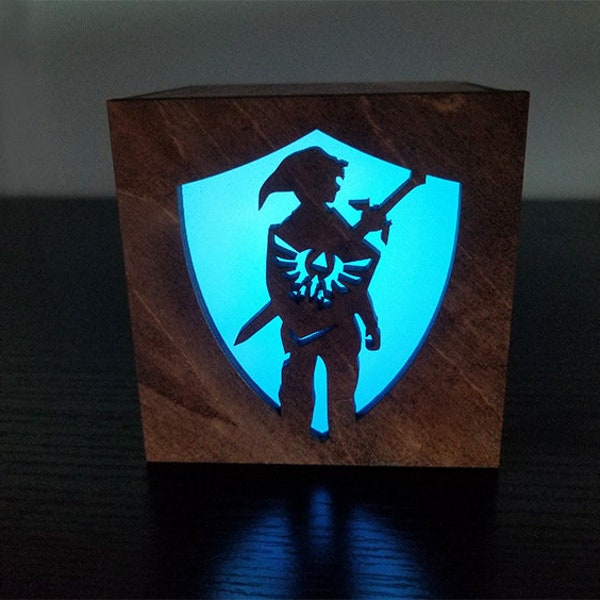 Zelda Creative 3D Bois Réveil Stéréo LED Lumière Créative Petit Réveil LED Veilleuse Électronique Horloge Chevet Lumière D'ambiance