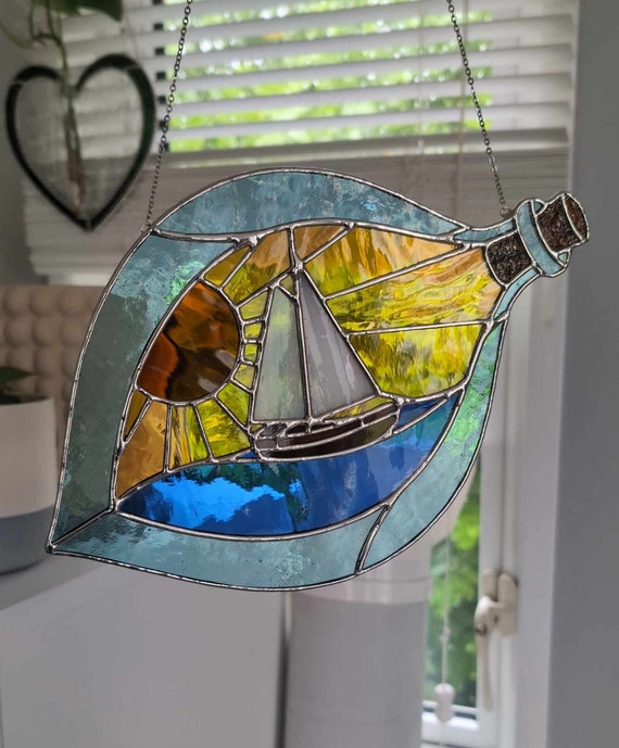 vitrail montre pour bateau