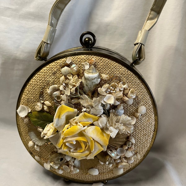 Vintage Hand decorated original purse by Caron of Houston, Texas 1950s to 1960s Silk Flowers and Seashells Gold Metal