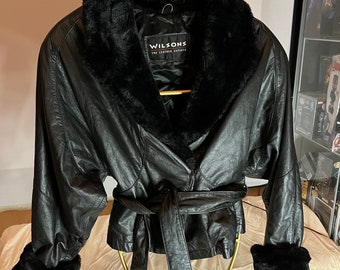 vintage Wilson (The Leather Experts) veste en cuir noir taille XS bordure en fourrure noire