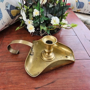 Vintage Brass Chamberstick Candle Holder Bed Chamber Candlestick Holder