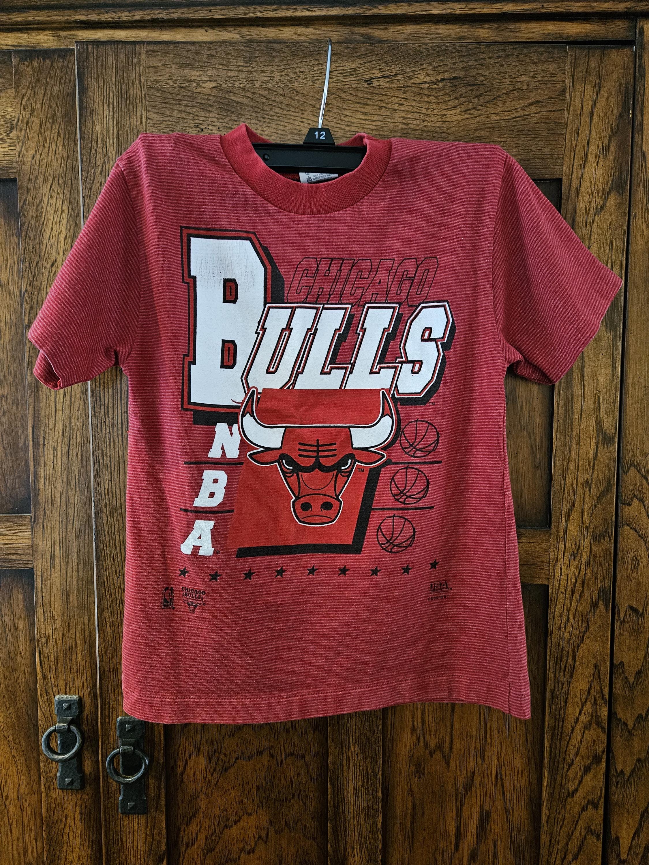 Vintage Chicago Bulls Retro T-Shirt Youth USA Lineup