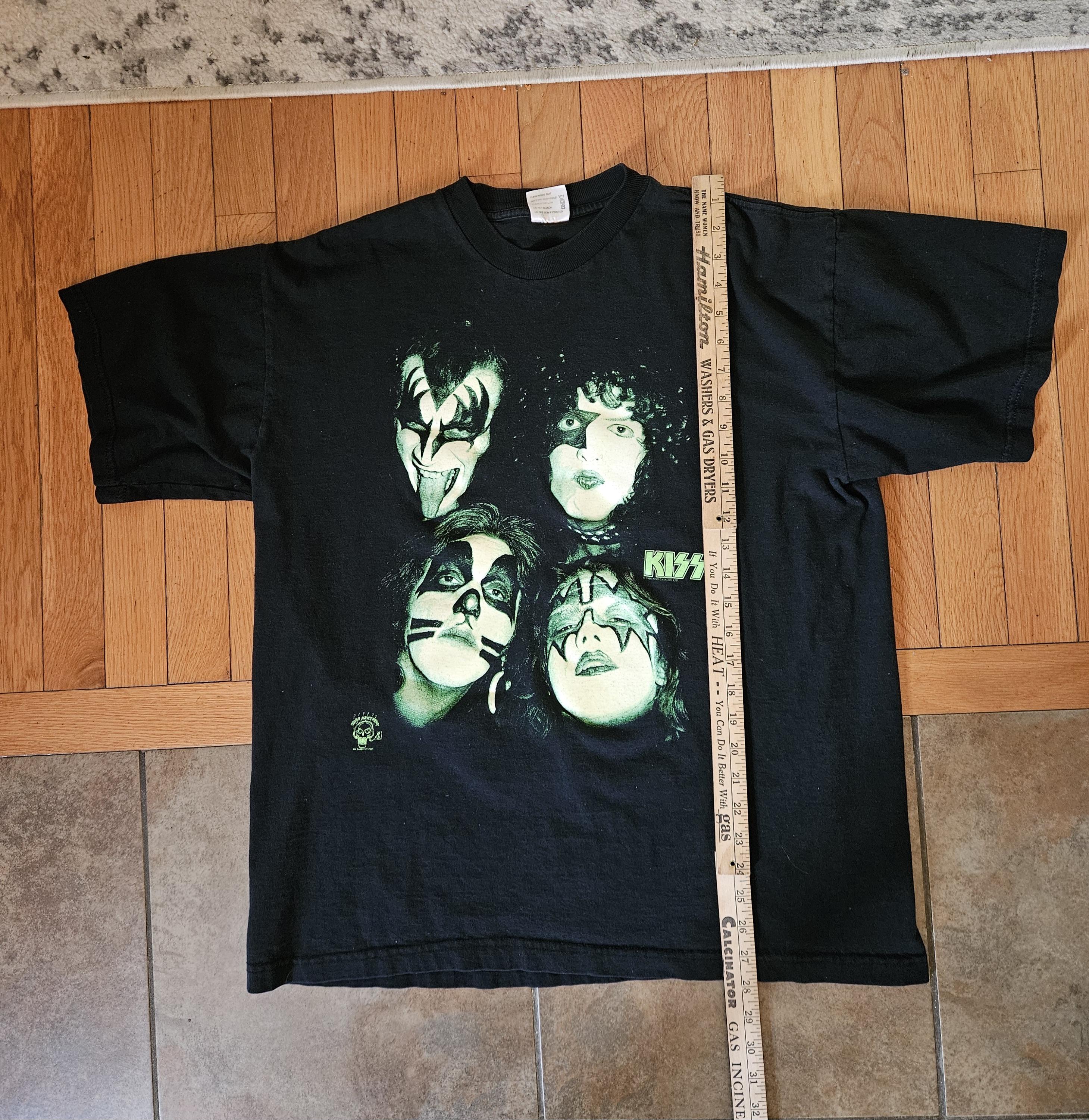 KISS Vintage 90s Glow in the Dark T Shirt Rock Band Single Stitch