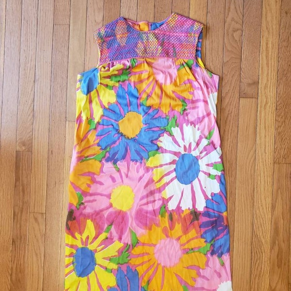 1970's Raymodes New York Mumu Dress Hawaiian Floral Print Hippie