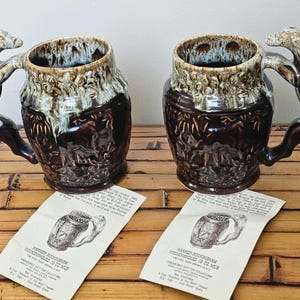 Vintage Harker Rockingham Hound Handle Mugs – Pair – 18 oz – Ohio Pottery – With Original Inserts – Rustic Pub Decor