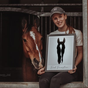 Individualisiertes Poster deines Pferdes black and white Bild 3