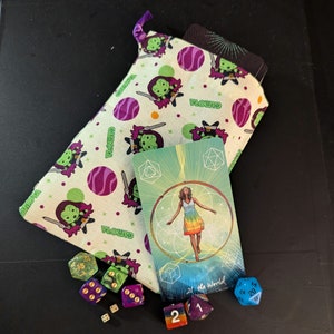 Prêt à expédier ! Sac à cordon OOAK cousu main, 5 x 7 po. non doublé, avec ruban assorti pour cartes de tarot, dés, bijoux, bibelots ou trésors