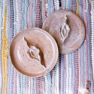 Yoni-Vulva Plate - Handmade by myself
