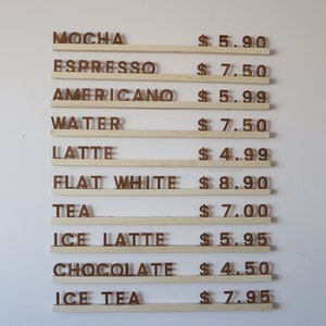 Tablero de menú personalizado, riel de madera de 27", pantalla de menú de cafetería cambiable, tablero de menú de restaurante, letrero de menú montado en la pared, tablero de mensajes, menú de panadero