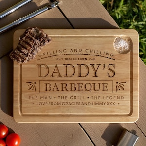 Personalised Wood Engraved &#39;Dad&#39;s Barbeque&#39; Wooden BBQ Chopping Board - Ideal for Happy Father&#39;s Day Gift / Present