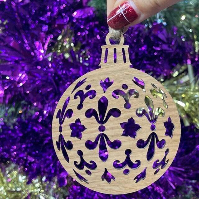 Wooden Pretty Christmas Bauble Tree Decoration - Xmas Ornament in Oak, Walnut Cherry Wood -OR- Silver, Gold, Red, Green Glitter