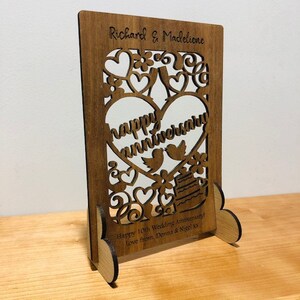 Carte en bois découpée personnalisée « Joyeux anniversaire »