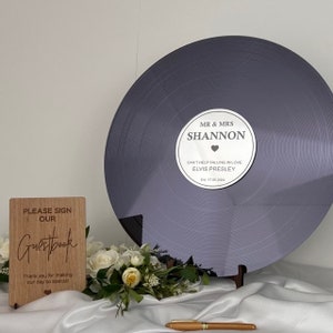 200+ Guests Big Wedding Record Alternative Guestbook - First Dance Special Song Couple&#39;s Guest Book for Wedding guests - Album Band Music