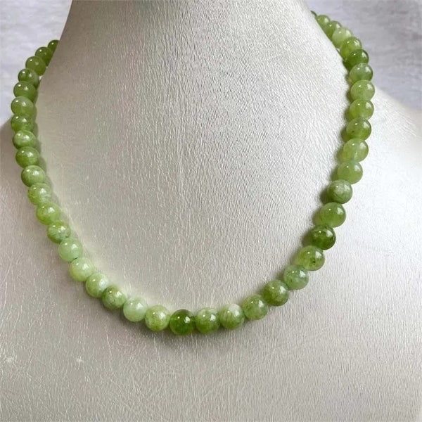 Natural Peridot Jade Smooth Round Beads Necklace,8mm Peridot Jade Gemstone Bead Necklace, AAA++ ,Gift for her,Anniversary Gift