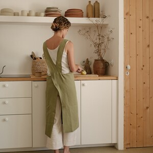 Pinafore linen apron in various colors, Japanese cross back linen apron with pockets