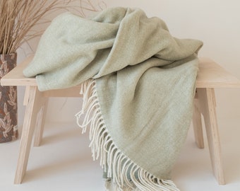 Merino Wolle Decke, 100% natürliche feine Merinowolle in Waldgrün Farbe, hochwertige Tagesdecke aus Wolle, weicher Bettüberwurf