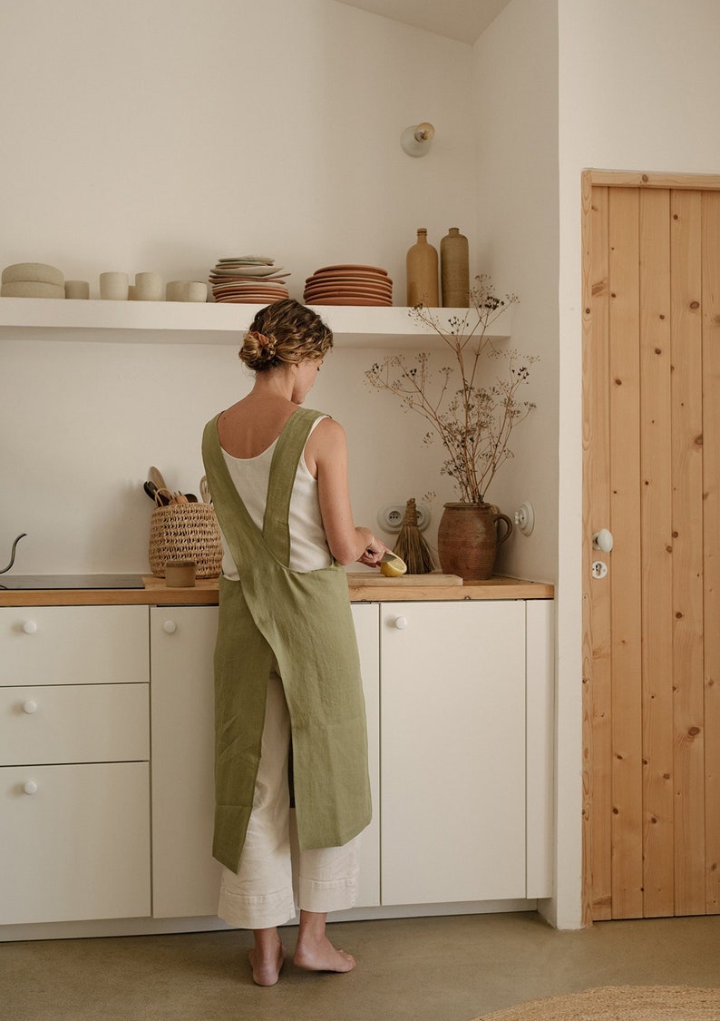 Japanese cross back linen apron - Moss Green