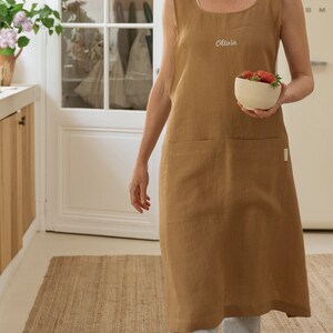 Personalized linen apron in various colors, Pinafore cross back linen apron with custom embroidery image 2