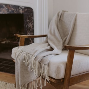 Merino wool blanket, 100% natural fine merino wool throw in beige color, high quality wool bedspread, soft merino wool bed throw image 4