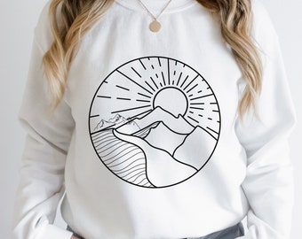 Abenteuer Sweatshirt, Abenteuer Langarm, Camping Sweatshirt, Bergshirt, Wanderer Hoodie, Natur Liebhaber Shirt, Urlaub Sweatshirt
