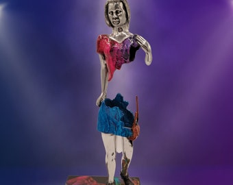 Women - Figurine - Sculpture - Aluminum