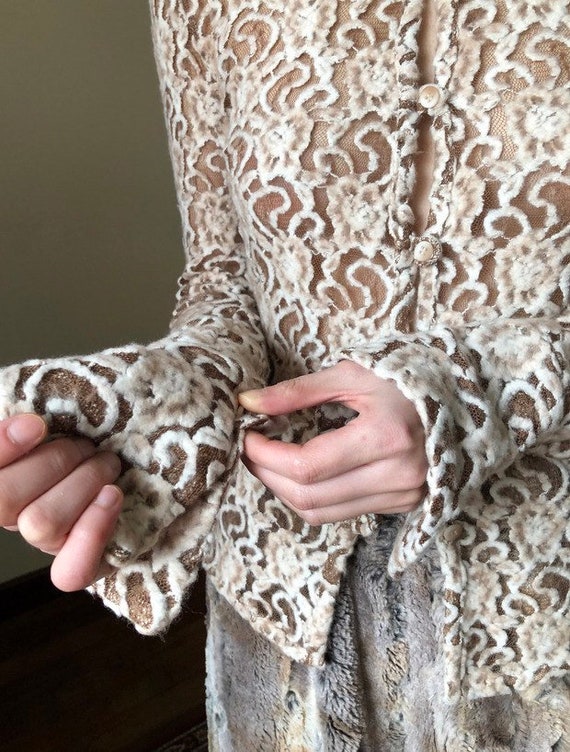 Fancy Flocking translucent blouse, advanced fabri… - image 6