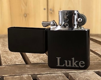Personalisiertes Zippo Feuerzeug, personalisiertes Feuerzeug, Bräutigam Geschenk, Trauzeuge Geschenk, Personalisiertes Feuerzeug, Weihnachtsgeschenk