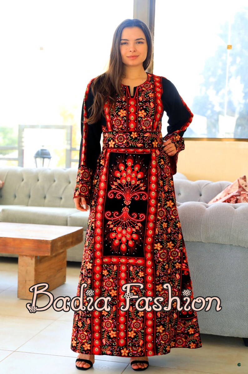 Elegant Red /& Black Palestinian Thobe dress Palestine embroidery Palestinian dress abaya kaftan \u062b\u0648\u0628 \u0641\u0644\u0633\u0637\u064a\u0646\u064a\u0645\u0637\u0631\u0632\u0627\u062a \u0641\u0644\u0633\u0637\u064a\u0646\u064a\u0629
