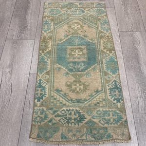 Vintage rug, Neutral rug, Oushak rug, Doormat rug, Bath rug, Turkish mini rug, Small rug, Antique rug, Organic wool rug, 1.6x3.3 ft