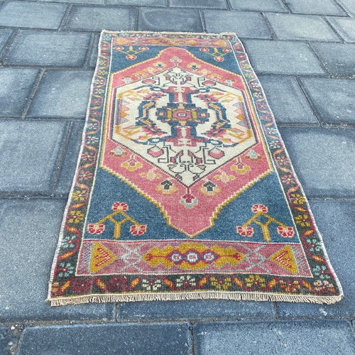 Doormat rug, Vintage rug, shops Turkish rug, Small rug, Wool rug, Bohemian rug, Floral rug, Oushak rug, Colorful rug, Handmade rug, 1.9 x 3.8 ft