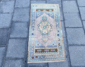 Purple Small rug, Turkish Wool rug, Vintage rug, Soft rug, Neutral rug, Pastel rug, Faded rug, Home Decor, Bohemian rug, Doormat, 1.7x3.3 ft