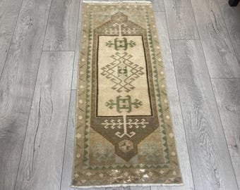 Handmade rug, Bohemian rug, Turkish rug, Small vintage rug, Brown rug, Oriental rug, Boho rug, Oushak rug, Doormat rug, Bath rug, 1.6x3.7 ft