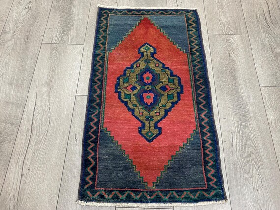 Pink small rug, Unique rug, Oriental rug, Vintage rug, Small rug, Turkish mini rug, Doormat rug, Bath rug, Oushak rug, Wool rug, 1.6x2.9 ft