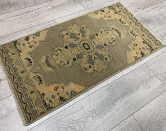 Türkischer Oushak Teppich: Kleiner Handgeknüpfter Wollteppich (40x90 cm)