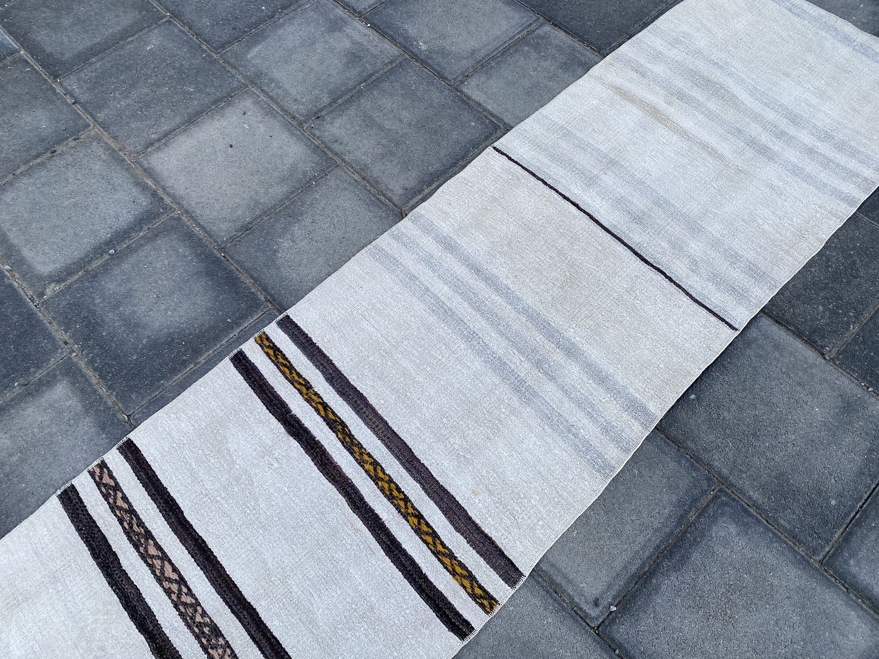 2.0 x 6.7 ft, shops Kilim, Runner Kilim, Runner rug, Hallway rug, Turkish rug, Vintage rug, Anatolian rug, Wool rug, White Runner rug, 60 x 203 cm
