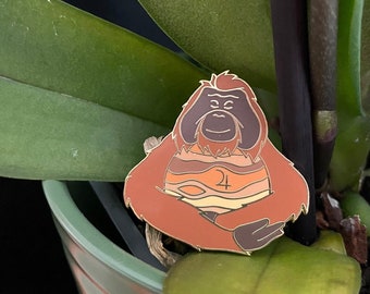 Enamel Pin Orangutan Jupiter - ASTRAL ANIMALS COLLECTION / blackmarmot / blackmarmotshop / black marmot