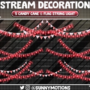 Puede incluir: Cinco hileras de luces de cuerda con forma de bastón de caramelo y bandera, rojas y blancas. Las luces están enhebradas con bombillas rojas. El fondo es una cuadrícula en blanco y negro.