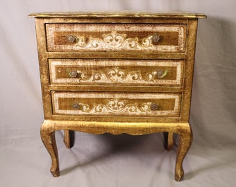 Antique Style neoclassical Italian Forentine Polychrome gilded side 3 drawers side cabinet (ST.45)