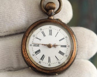 Montre De Poche Ancienne En Argent à Clé - 8 Rubis, Mouvement Mécanique - À Restaurer Ou Pour Pièces, Occasion