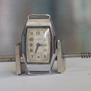 BIFORA  1920-30&#39;s   art deco mechanical wind up  watch -not working