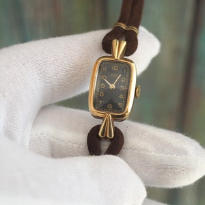 Wind up watches clearance